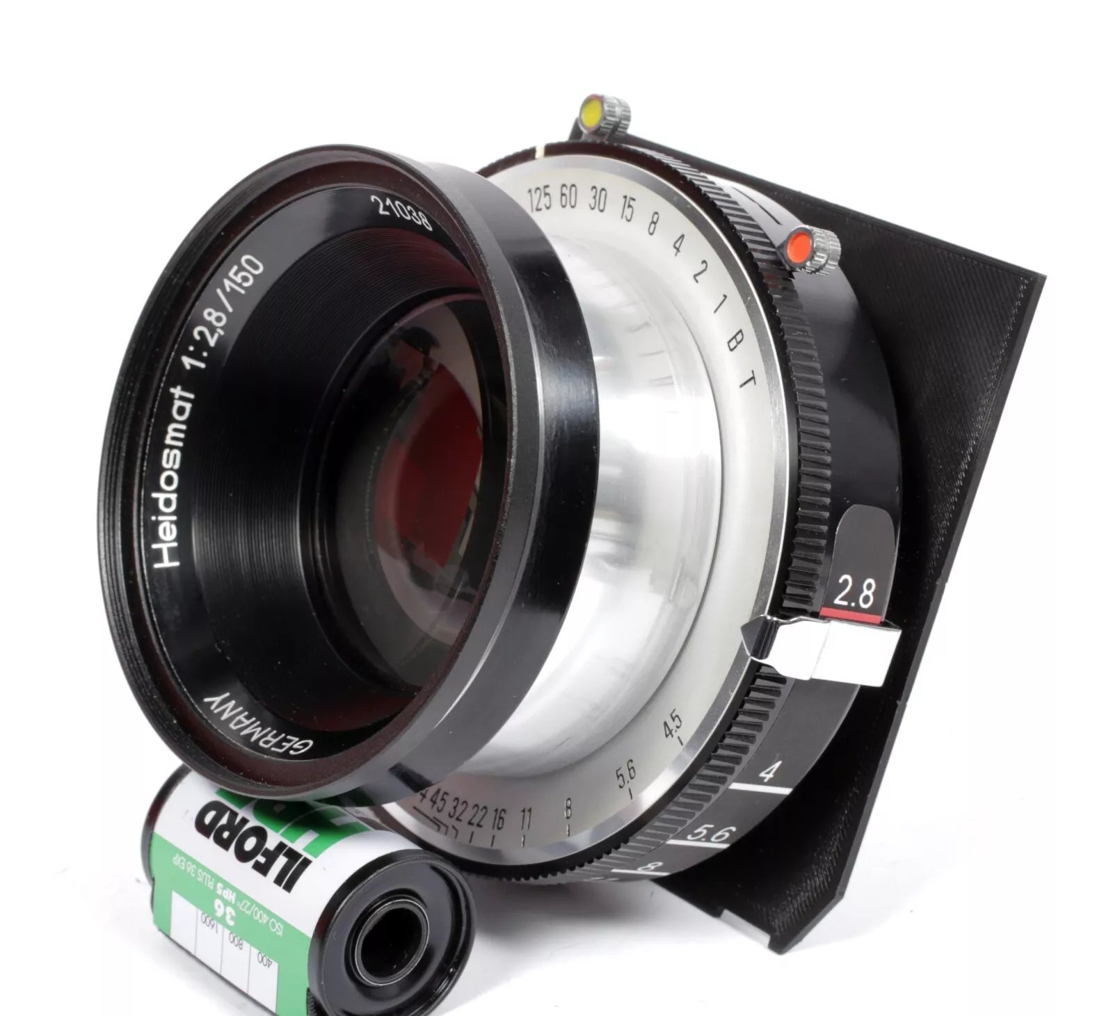 Rollei Heidosmat 150mm F2.8 MC lens in Copal #3 shutter